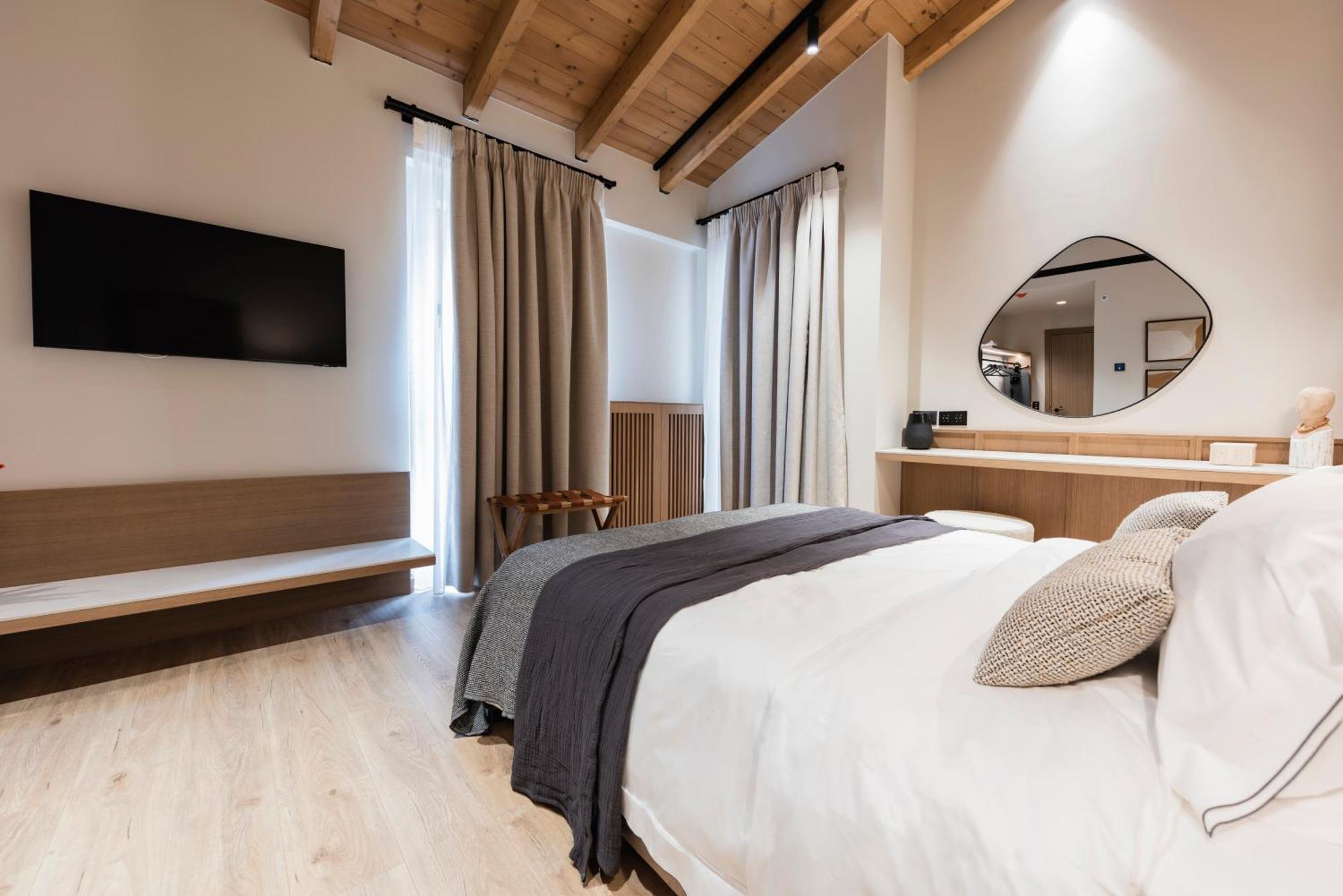 Revi Mountain Resort Boutique Hotel Kalavryta Habitación foto